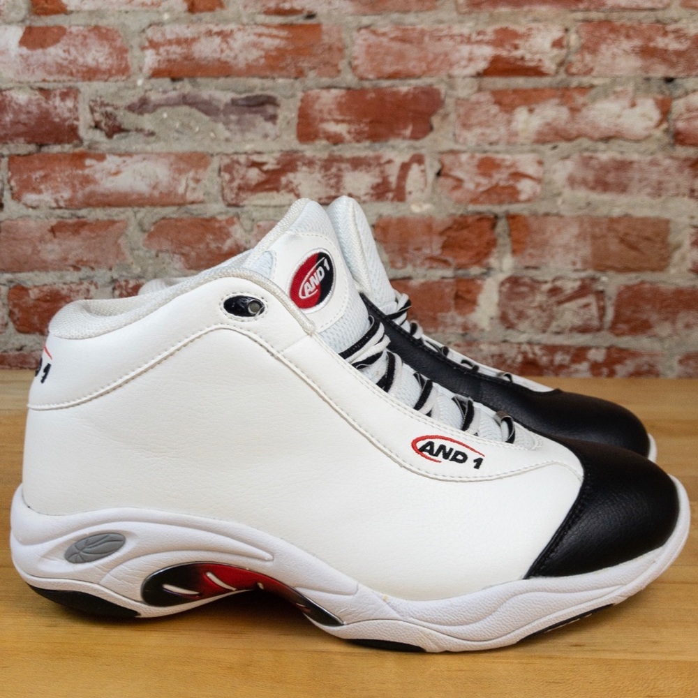 AND1 Tai Chi ‘White / Black’